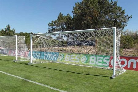 PORTABLE FOOTBALL GOAL
